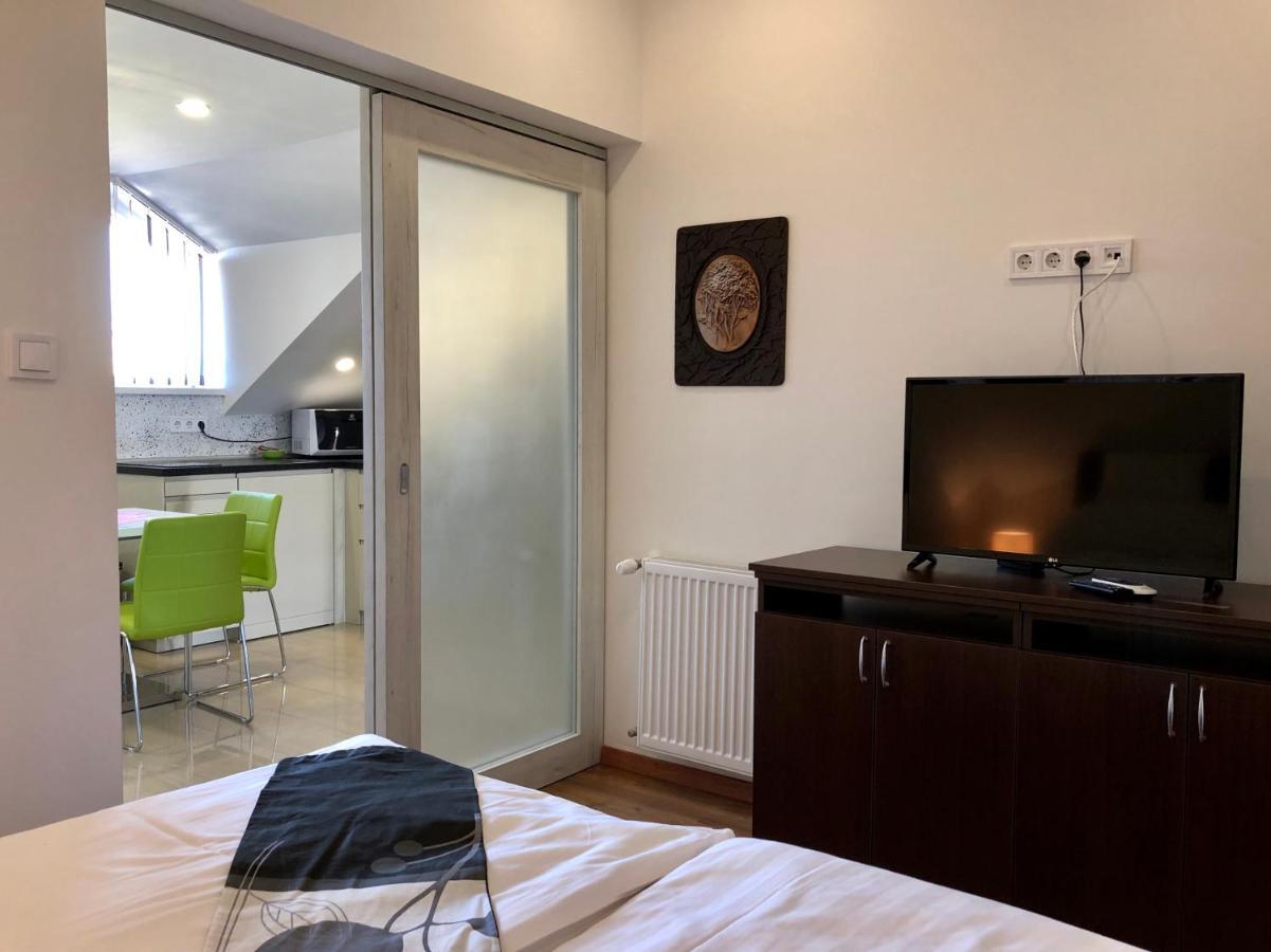 White Apartman Siófok Exterior foto