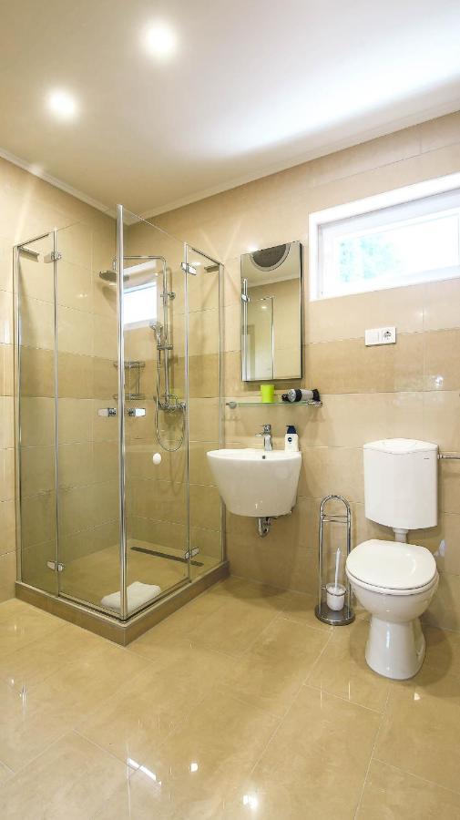White Apartman Siófok Exterior foto